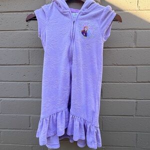 Girls Disney Lavender swim/shower coverup with Frozen Detail size 7/8